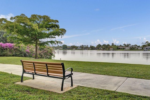 1283 Barnstaple Circle, Wellington, FL 33414