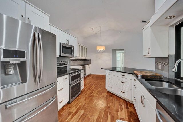 1283 Barnstaple Circle, Wellington, FL 33414