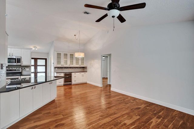 1283 Barnstaple Circle, Wellington, FL 33414