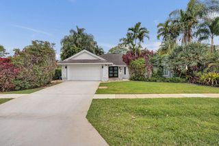 1283 Barnstaple Circle, Wellington, FL 33414