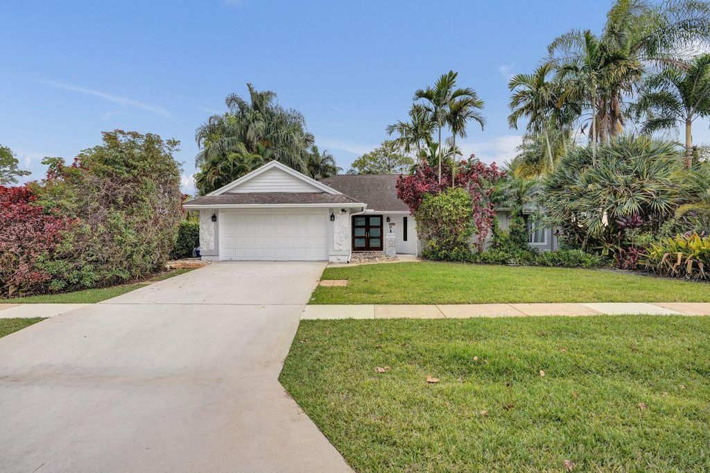 1283 Barnstaple Circle, Wellington, FL 33414