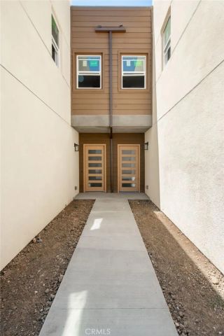 1018 W 223rd Street 4, Torrance, CA 90502