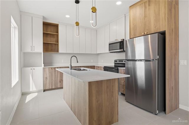 4225 Heron Avenue 14, Mcallen, TX 78504