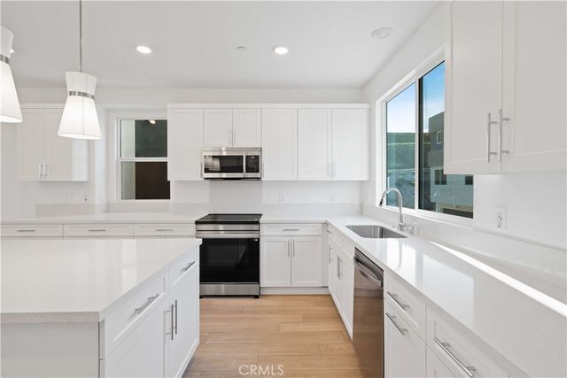 27314 Bear Creek Lane, Valencia, CA 91381