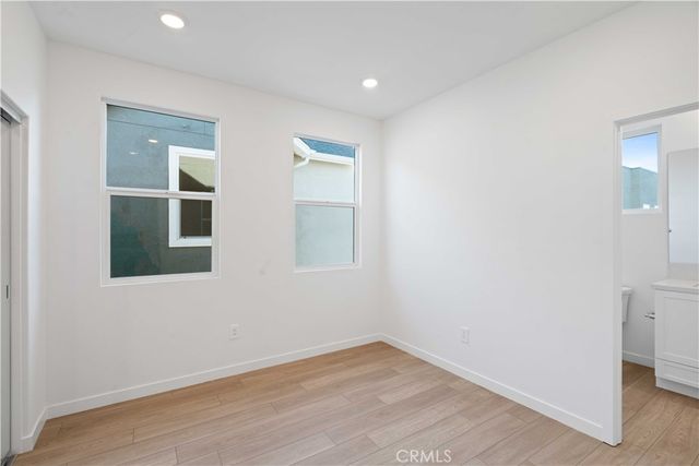 27314 Bear Creek Lane, Valencia, CA 91381
