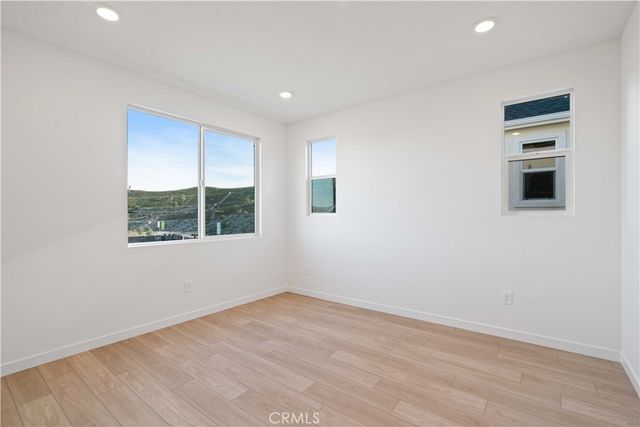 27314 Bear Creek Lane, Valencia, CA 91381