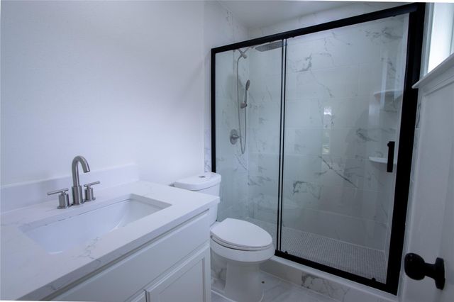 9310 Vickijohn Drive, Houston, TX 77031