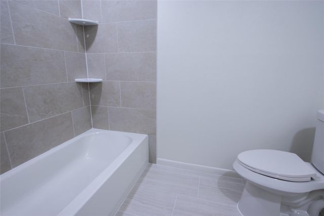 9310 Vickijohn Drive, Houston, TX 77031