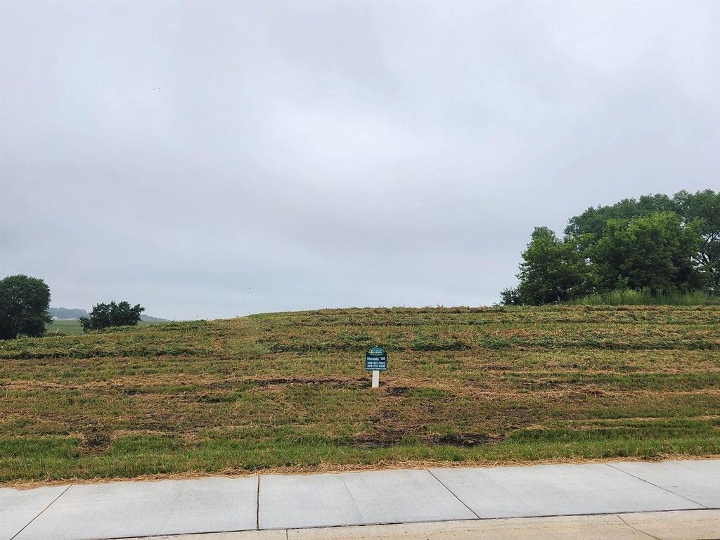 L130 Blue Victoria Drive, Sun Prairie, WI 53590