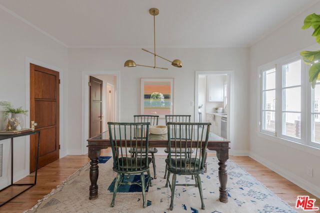 7464 Hollywood Boulevard, Los Angeles, CA 90046