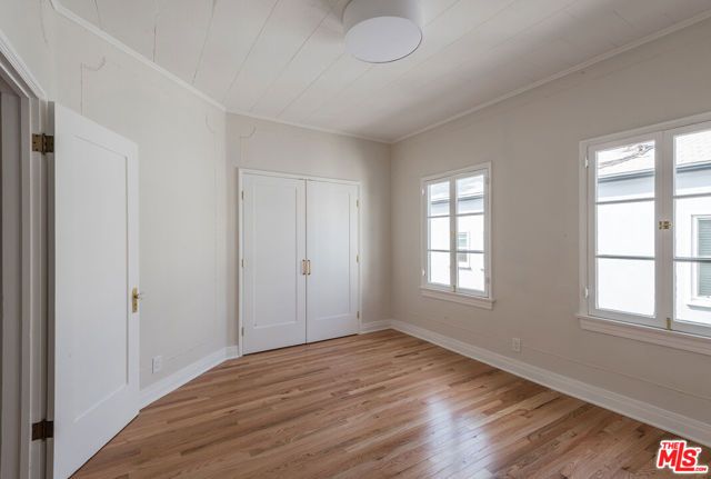 7464 Hollywood Boulevard, Los Angeles, CA 90046