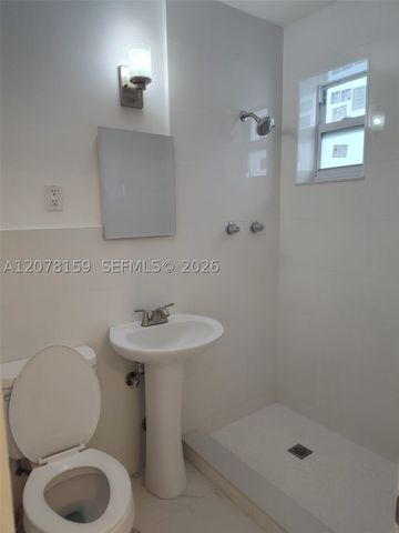 655 Eldron Dr 26, Miami Springs, FL 33166
