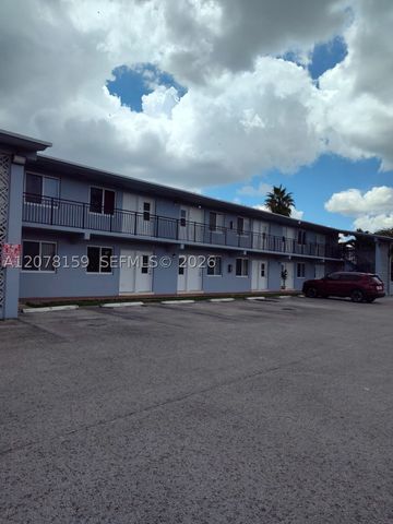 655 Eldron Dr 26, Miami Springs, FL 33166