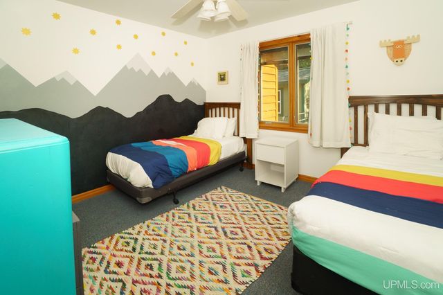 6448 Lakeshore Drive, Wakefield, MI 49968