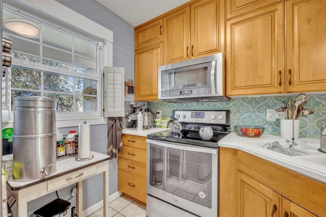 2500 LEE ROAD 229, Winter Park, FL 32789