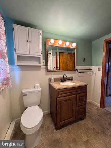 15 BRIDGEVIEW DR, Lewistown, PA 17044