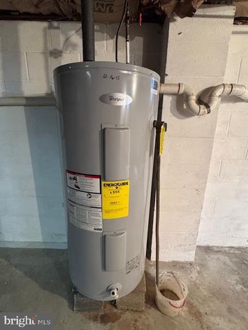 15 BRIDGEVIEW DR, Lewistown, PA 17044