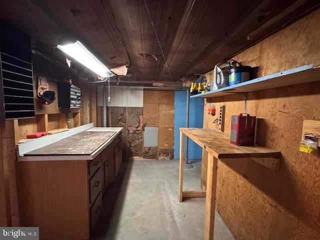 15 BRIDGEVIEW DR, Lewistown, PA 17044