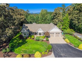 9989 Ne TRILLIUM Ln, Newberg, OR 97132