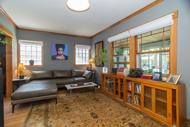 920 N Lombard Avenue, Oak Park, IL 60302