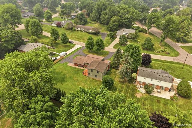 3454 Paddington Drive, Troy, MI 48084