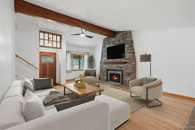 3454 Paddington Drive, Troy, MI 48084