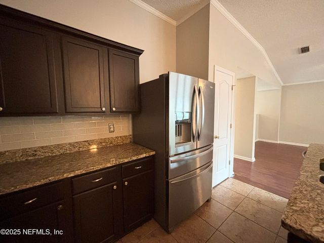 9612 CLINTON CORNERS Drive, Jacksonville, FL 32222