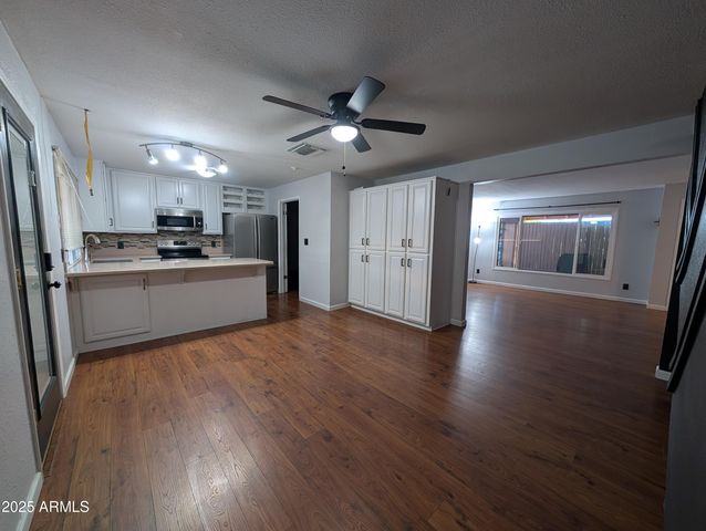 4456 E HIDALGO Avenue, Phoenix, AZ 85040