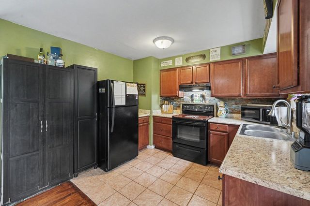 11777 Manor Lake Drive, Independence, KY 41051