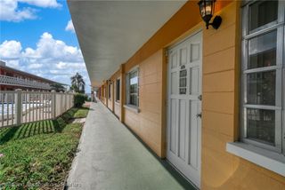 2113 Lakeview Drive 1B, Sebring, FL 33870
