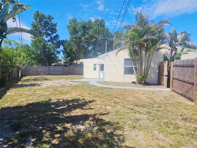 7000 BRENTFORD ROAD, Sarasota, FL 34241