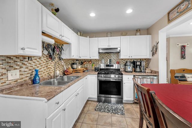 114 COLIN RD, Williamstown, NJ 08094