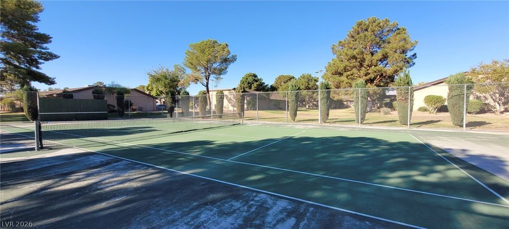 600 Buttonwood Lane, Las Vegas, NV 89107 — photo 4