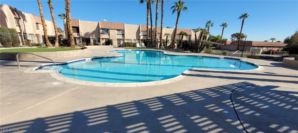600 Buttonwood Lane, Las Vegas, NV 89107 — photo 5