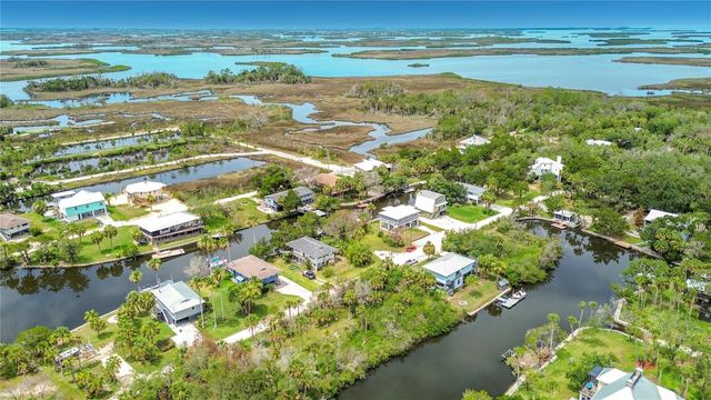 12073 W GULF BREEZE COURT, Crystal River, FL 34429