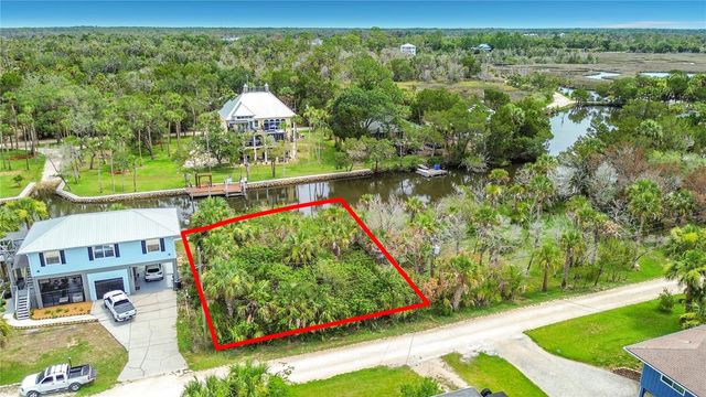 12073 W GULF BREEZE COURT, Crystal River, FL 34429