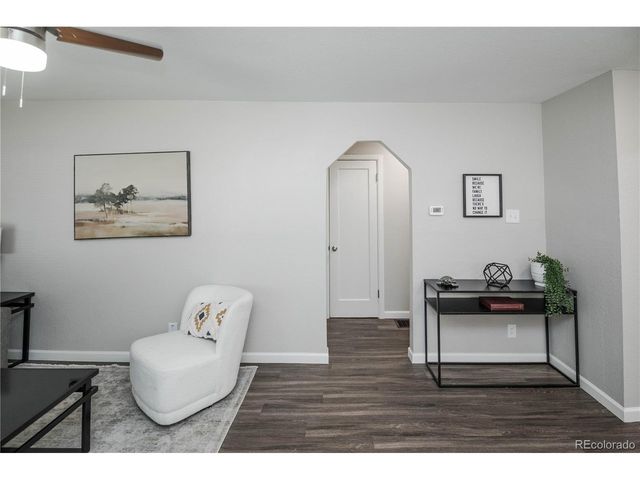 1965 Joliet St, Aurora, CO 80010
