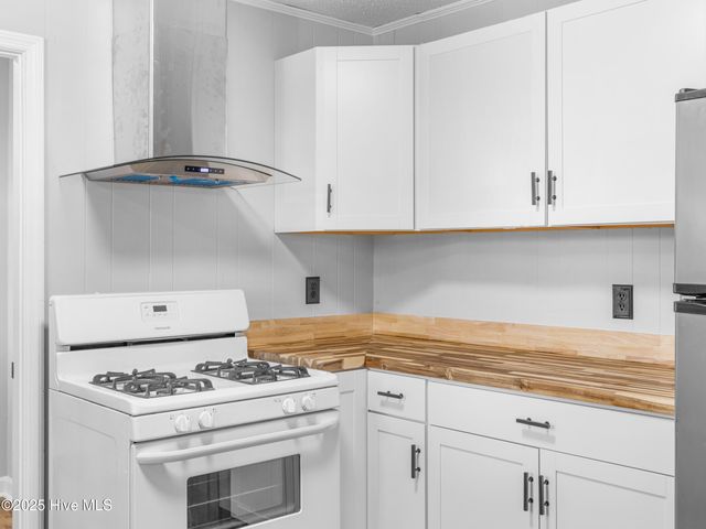 1718 Washington Street, New Bern, NC 28560