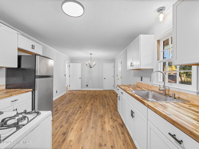 1718 Washington Street, New Bern, NC 28560