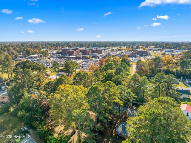 1718 Washington Street, New Bern, NC 28560