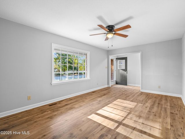 1718 Washington Street, New Bern, NC 28560