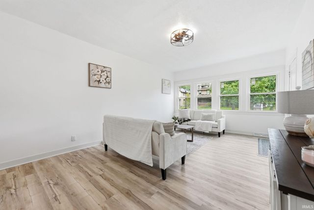 4124 Fairfield Avenue, Fort Wayne, IN 46807