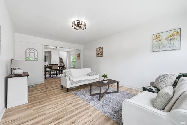 4124 Fairfield Avenue, Fort Wayne, IN 46807