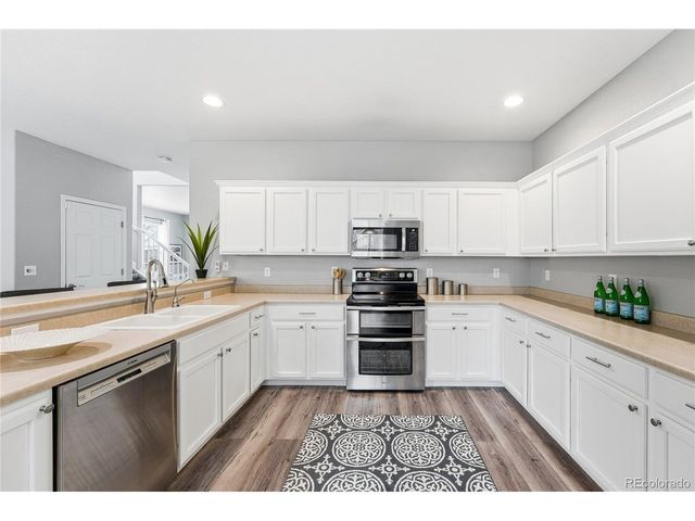 10557 Jaguar Dr, Lone Tree, CO 80124