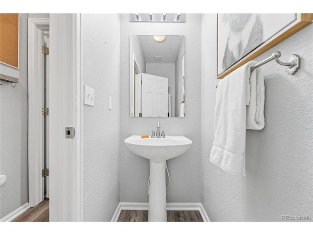 10557 Jaguar Dr, Lone Tree, CO 80124