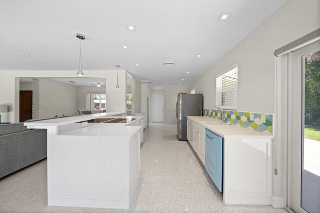 2259 Ibis Isle Road E, Palm Beach, FL 33480