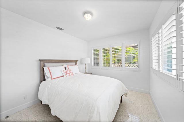 2259 Ibis Isle Road E, Palm Beach, FL 33480