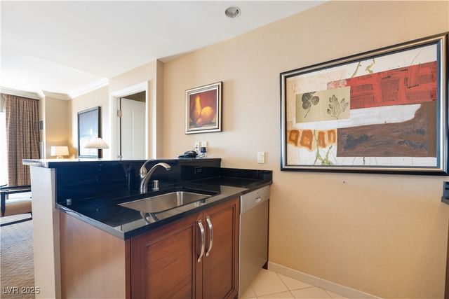 135 East Harmon Avenue 3014, Las Vegas, NV 89109