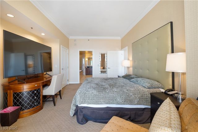 135 East Harmon Avenue 3014, Las Vegas, NV 89109