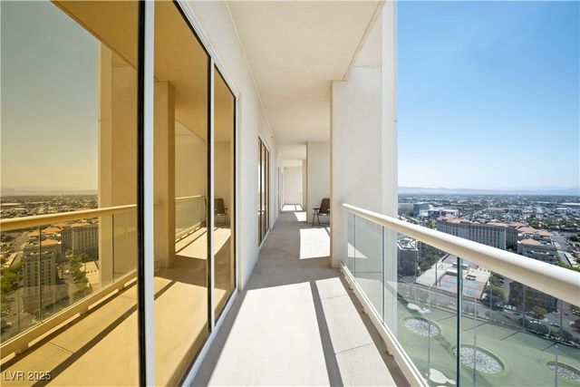 135 East Harmon Avenue 3014, Las Vegas, NV 89109